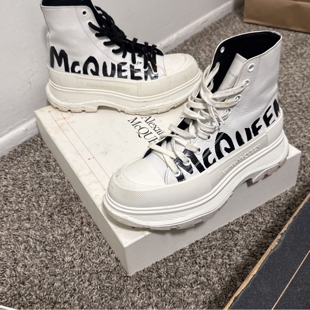 Alexander McQueen White and Black Patterned Sneakers